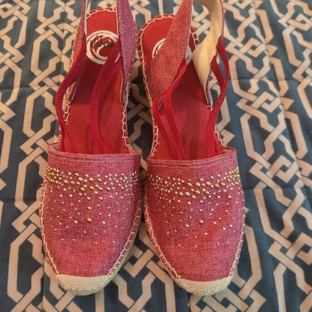 VIDORRETA wedge espadrilles red canvas size 40 nwob